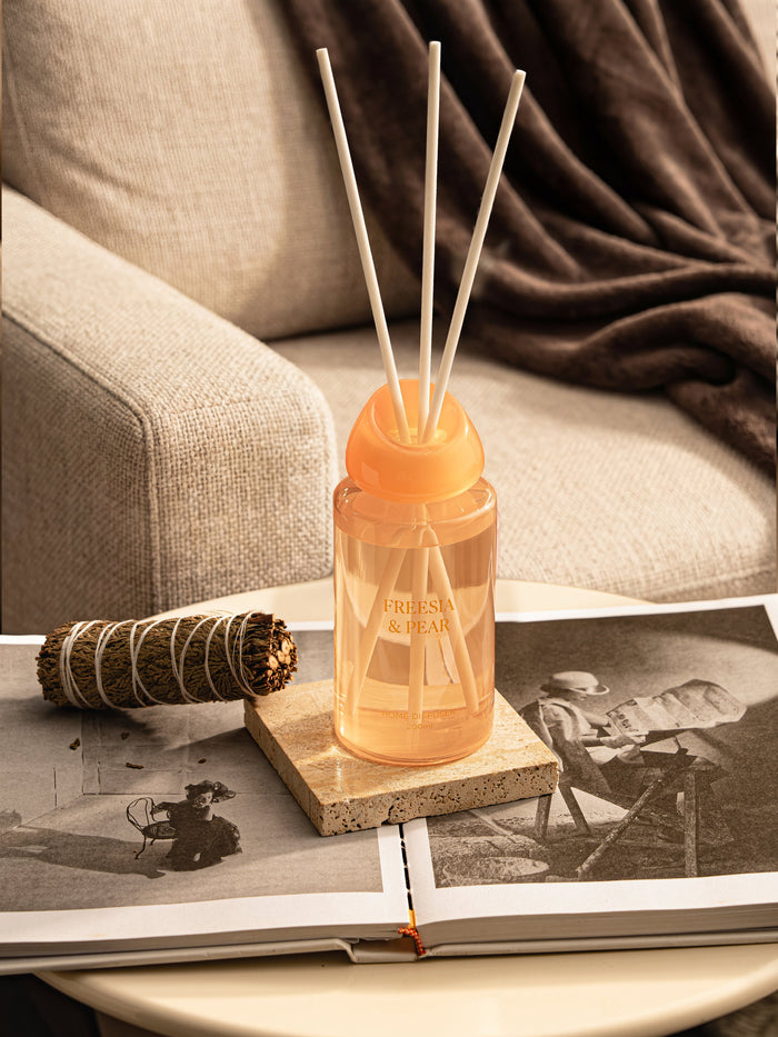 The Psychology of Luxury Scents: Why Fragrance Changes How We Experience a Space