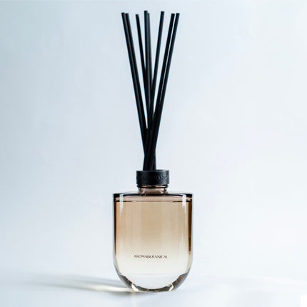 Black Oudh & Patchouli – Rich Oriental Reed Diffuser | LEAFI Aroma