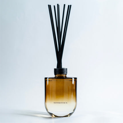 Jasmine & Cedarwood Reed Diffuser premium reed diffuser set by LEAFI Aroma UAE