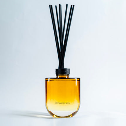 Vanilla & Musk Reed Diffuser premium reed diffuser set by LEAFI Aroma UAE